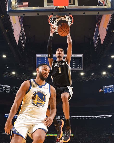 Live stream: Spurs 122, Warriors 117 .